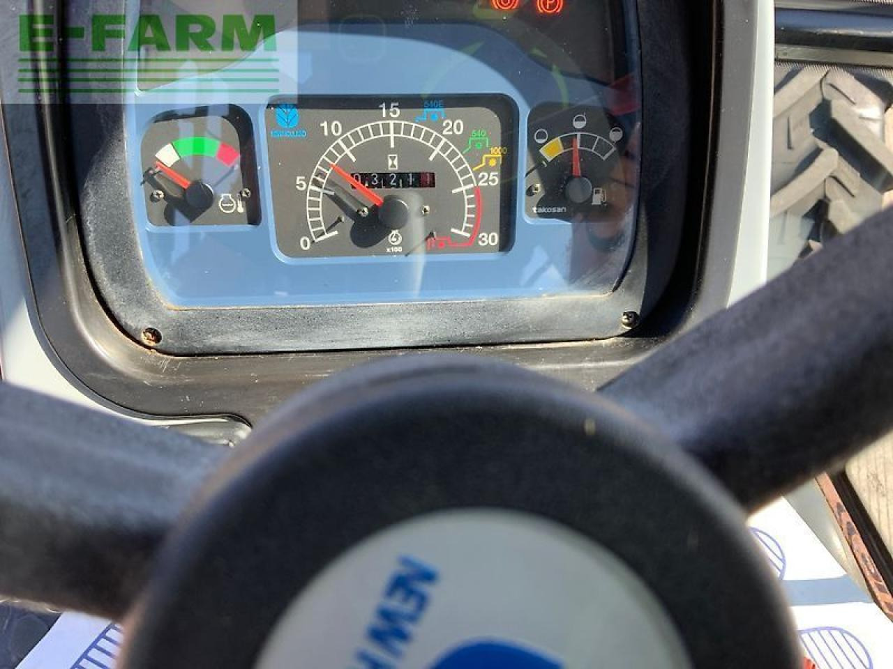 Tracteur agricole New Holland td80d tractor (st23818) D: photos 23 Tracteur agricole New Holland td80d tractor (st23818) D: photos 23