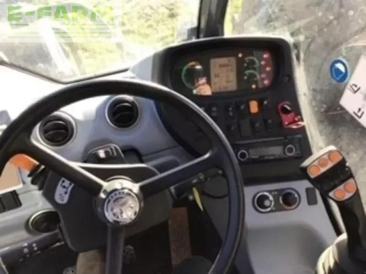 New Holland th 7.42 - Chariot télescopique: photos 5 New Holland th 7.42 - Chariot télescopique: photos 5