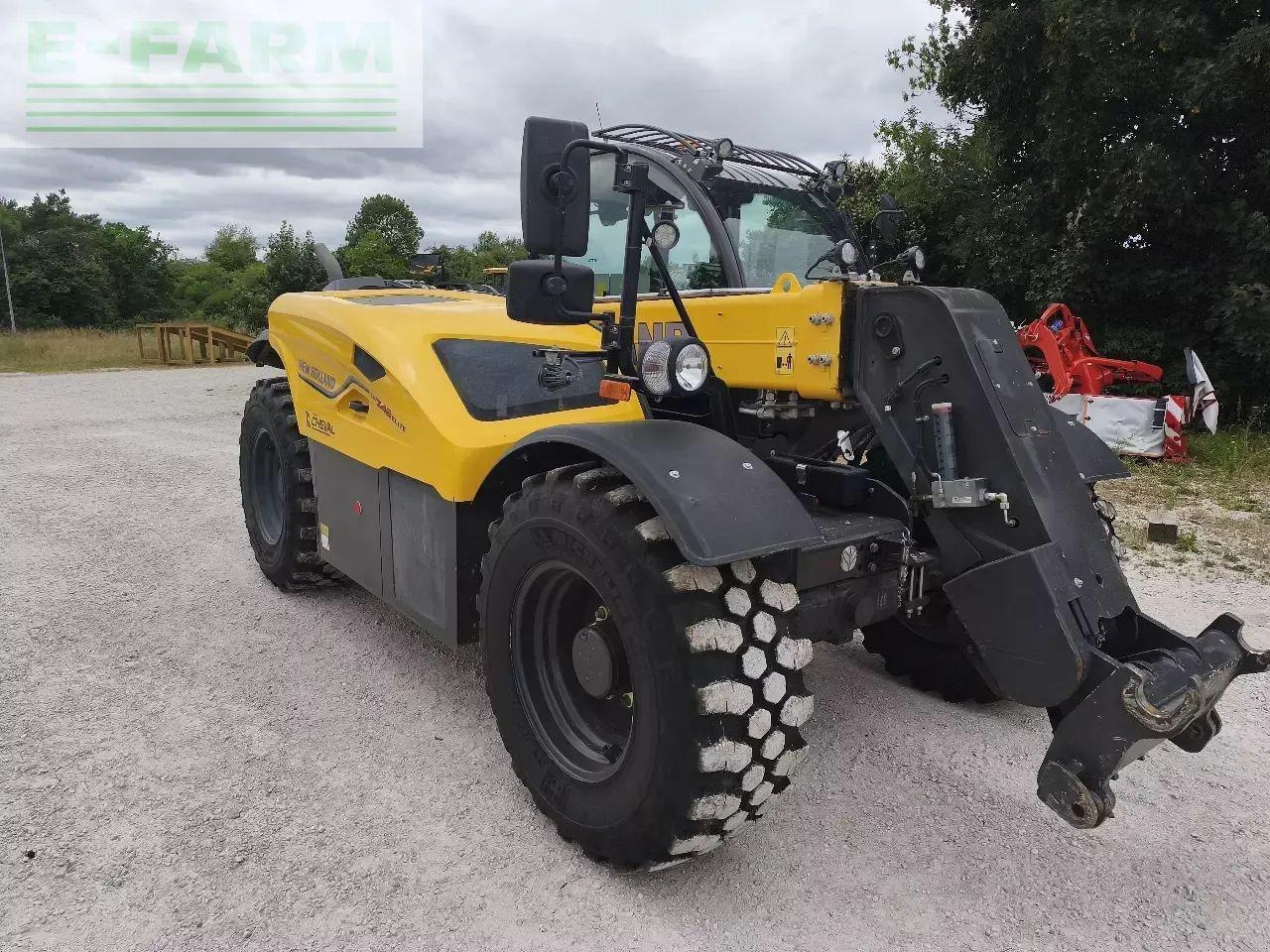 New Holland th 7.42 elite - Chariot télescopique: photos 5 New Holland th 7.42 elite - Chariot télescopique: photos 5