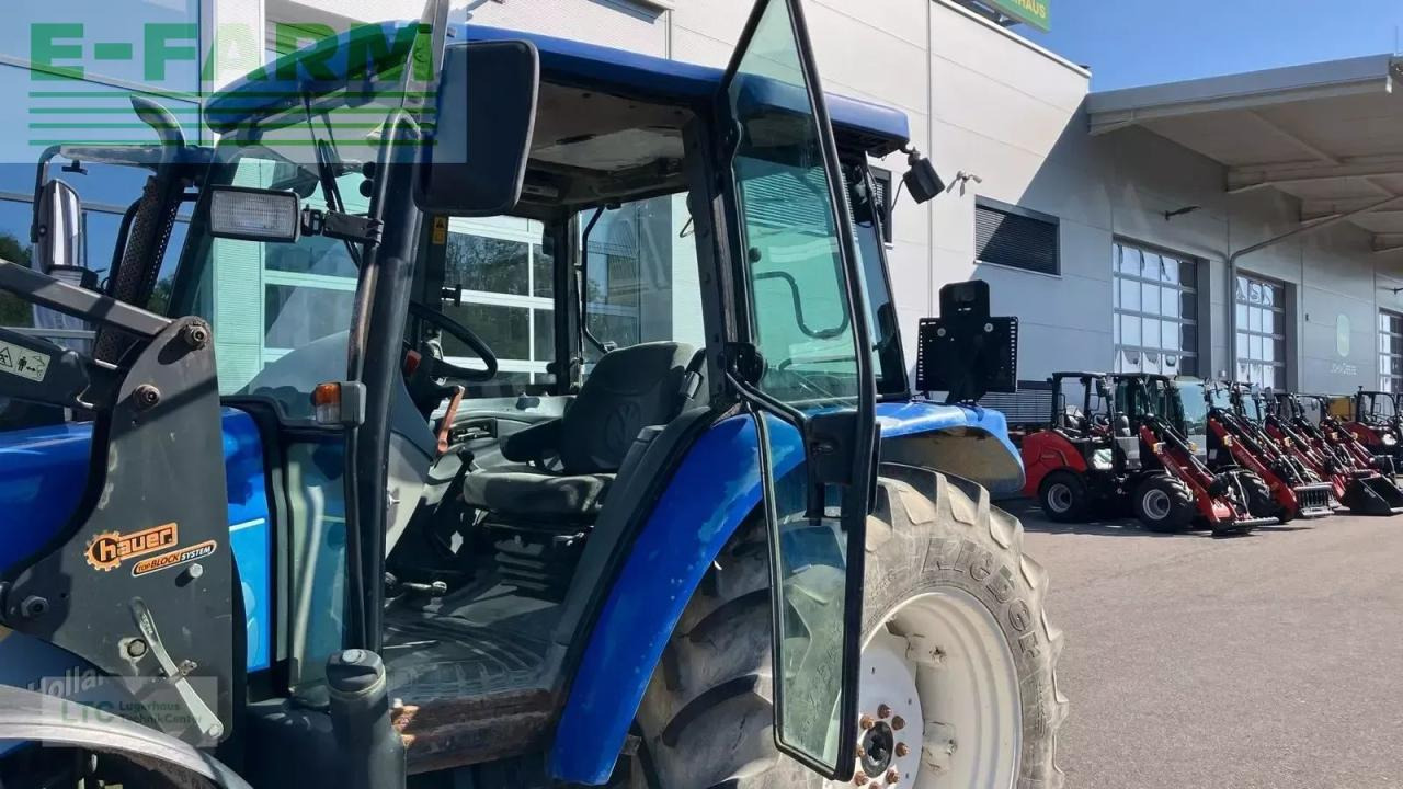 New Holland tl 80 a A - Tracteur agricole: photos 5 New Holland tl 80 a A - Tracteur agricole: photos 5