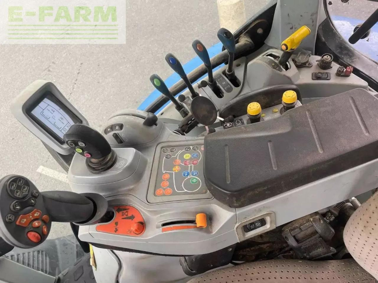 New Holland tracteur agricole t6.165 dynamic command new holla - Tracteur agricole: photos 5 New Holland tracteur agricole t6.165 dynamic command new holla - Tracteur agricole: photos 5