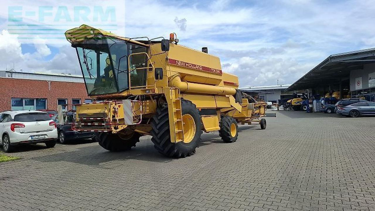 New Holland tx 34 / tx34 - Moissonneuse-batteuse: photos 2 New Holland tx 34 / tx34 - Moissonneuse-batteuse: photos 2