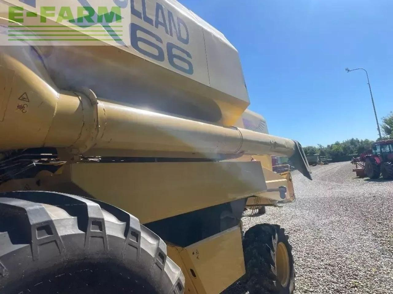 Moissonneuse-batteuse New Holland tx 66: photos 10 Moissonneuse-batteuse New Holland tx 66: photos 10