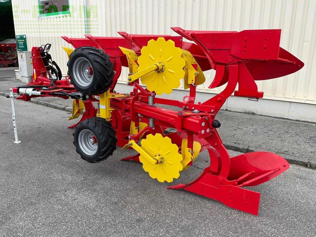 Pöttinger Servo 3000 P 4-sch. - Charrue: photos 5 Pöttinger Servo 3000 P 4-sch. - Charrue: photos 5