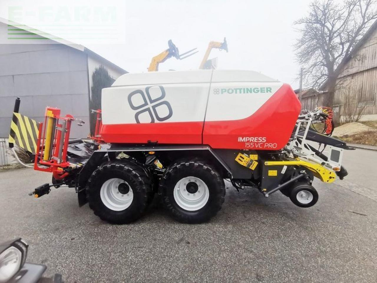 Pöttinger impress 155 vc pro press-wickelkombination - Presse à balles cubiques: photos 3 Pöttinger impress 155 vc pro press-wickelkombination - Presse à balles cubiques: photos 3