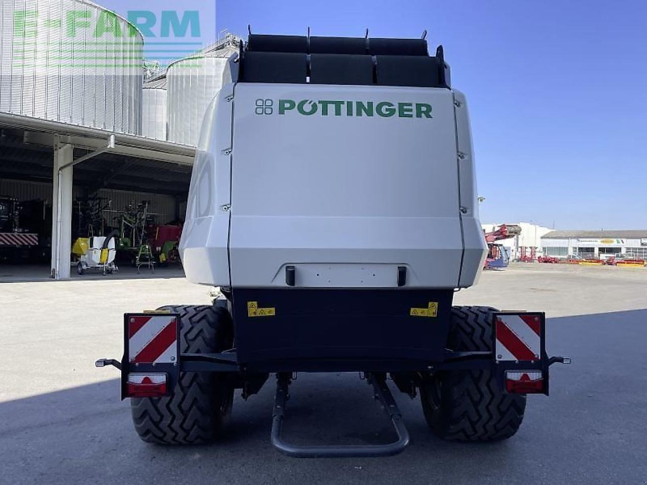 Pöttinger impress 3190 v pro - Presse à balles cubiques: photos 5 Pöttinger impress 3190 v pro - Presse à balles cubiques: photos 5