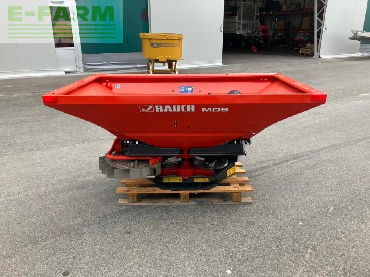 Rauch MDS 18.2 + Qauntron - Distributeur d'engrais: photos 4 Rauch MDS 18.2 + Qauntron - Distributeur d'engrais: photos 4
