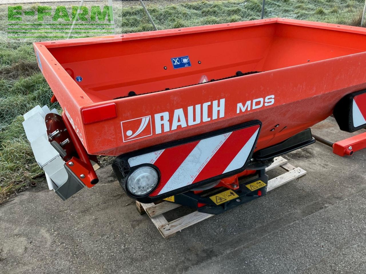 Rauch MDS 20.2 Wiege - Distributeur d'engrais: photos 4 Rauch MDS 20.2 Wiege - Distributeur d'engrais: photos 4