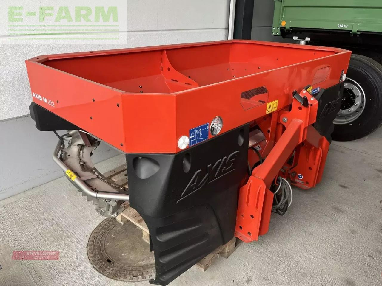 Rauch axis m 30.2 emc + w isobus - Distributeur d'engrais: photos 1 Rauch axis m 30.2 emc + w isobus - Distributeur d'engrais: photos 1