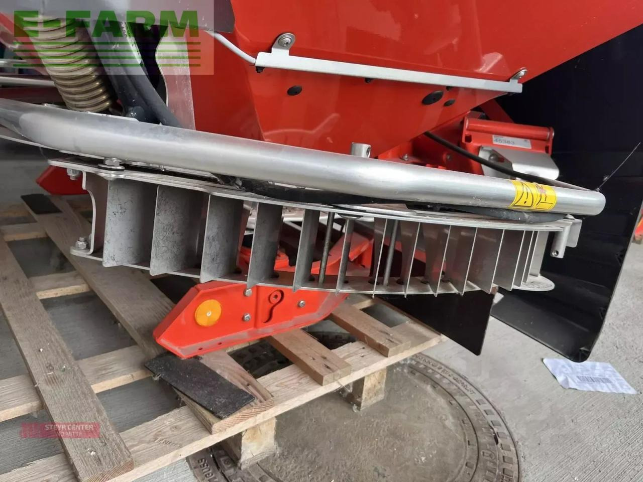 Rauch axis m 30.2 emc + w isobus - Distributeur d'engrais: photos 5 Rauch axis m 30.2 emc + w isobus - Distributeur d'engrais: photos 5