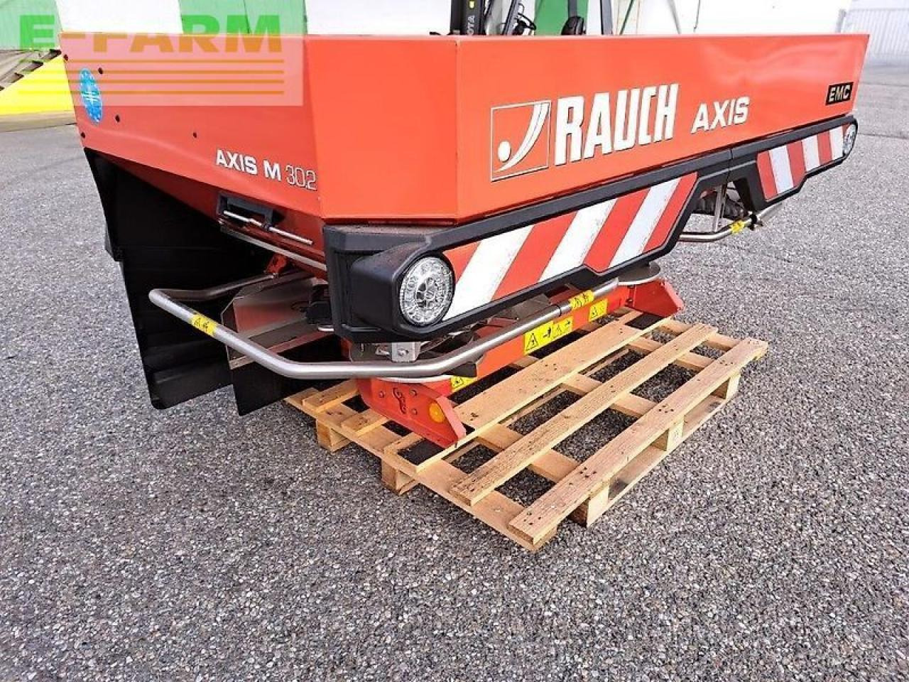 Rauch düngerstreuer axis 30.2 emc+w - Distributeur d'engrais: photos 3 Rauch düngerstreuer axis 30.2 emc+w - Distributeur d'engrais: photos 3