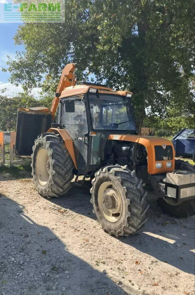 Renault pales 240 - Tracteur agricole: photos 1 Renault pales 240 - Tracteur agricole: photos 1