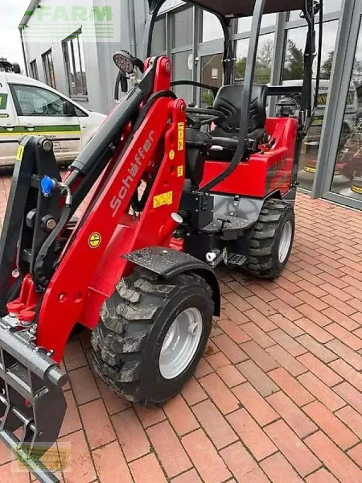 Schäffer 2028 - 2 euro-aufnahme - Chargeuse sur pneus: photos 4 Schäffer 2028 - 2 euro-aufnahme - Chargeuse sur pneus: photos 4