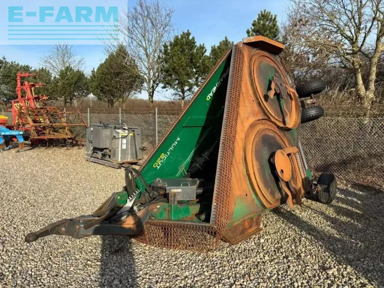 Spearhead multicut 820 - Faucheuse: photos 3 Spearhead multicut 820 - Faucheuse: photos 3