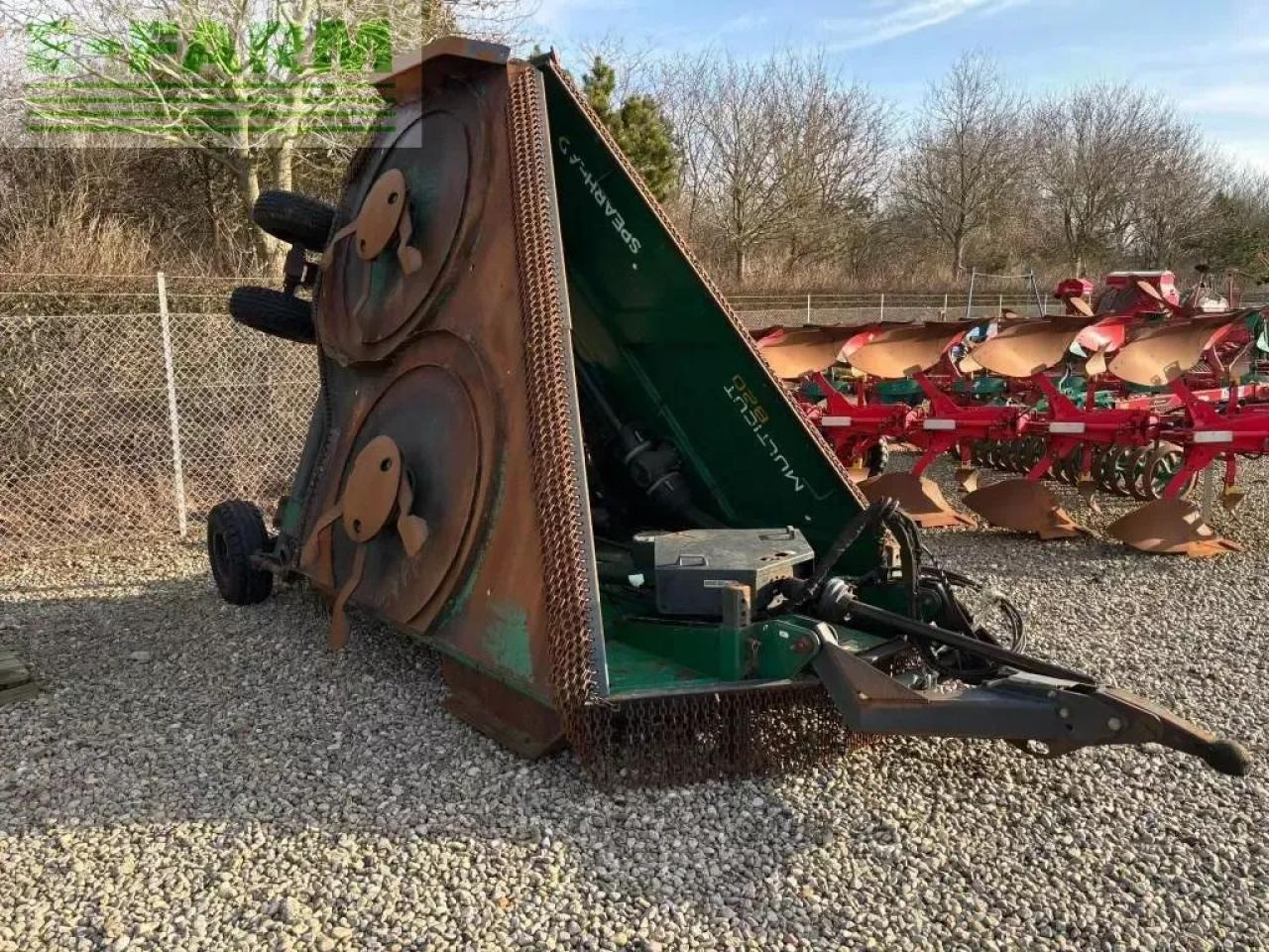 Spearhead multicut 820 - Faucheuse: photos 2 Spearhead multicut 820 - Faucheuse: photos 2