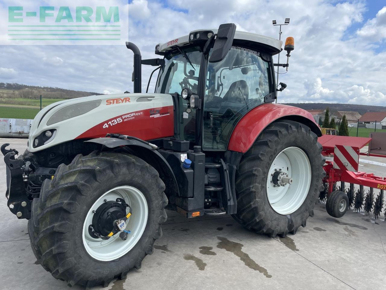 Steyr 4135 profi cvt CVT - Tracteur agricole: photos 1 Steyr 4135 profi cvt CVT - Tracteur agricole: photos 1