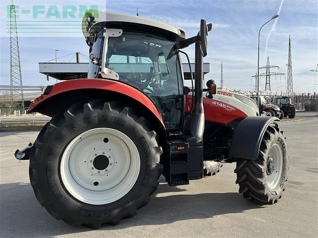 Steyr 4145 profi cvt CVT - Tracteur agricole: photos 5 Steyr 4145 profi cvt CVT - Tracteur agricole: photos 5