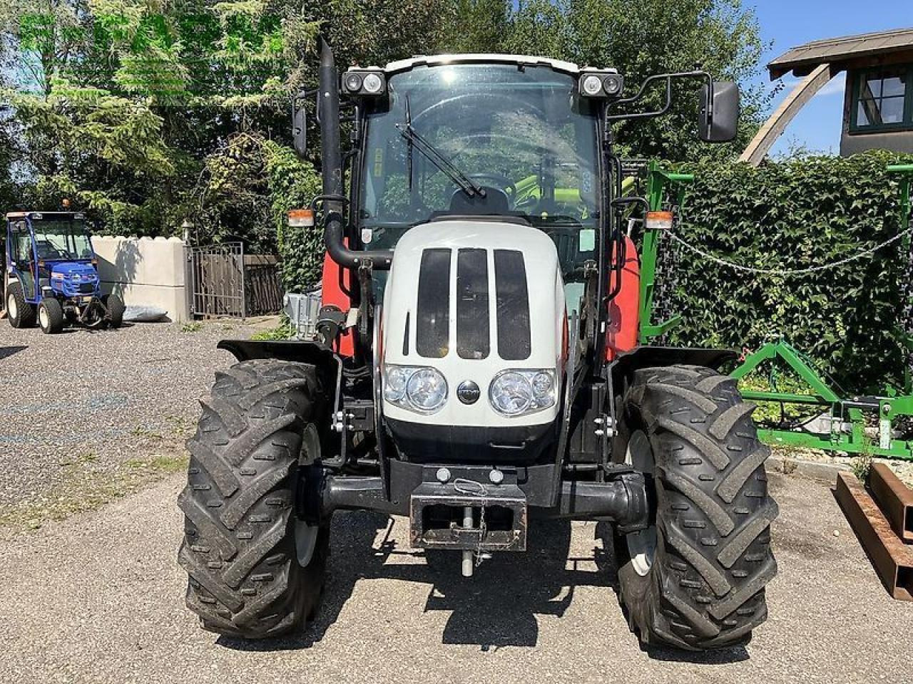 Steyr kompakt 4065 s tier3 S - Tracteur agricole: photos 2 Steyr kompakt 4065 s tier3 S - Tracteur agricole: photos 2