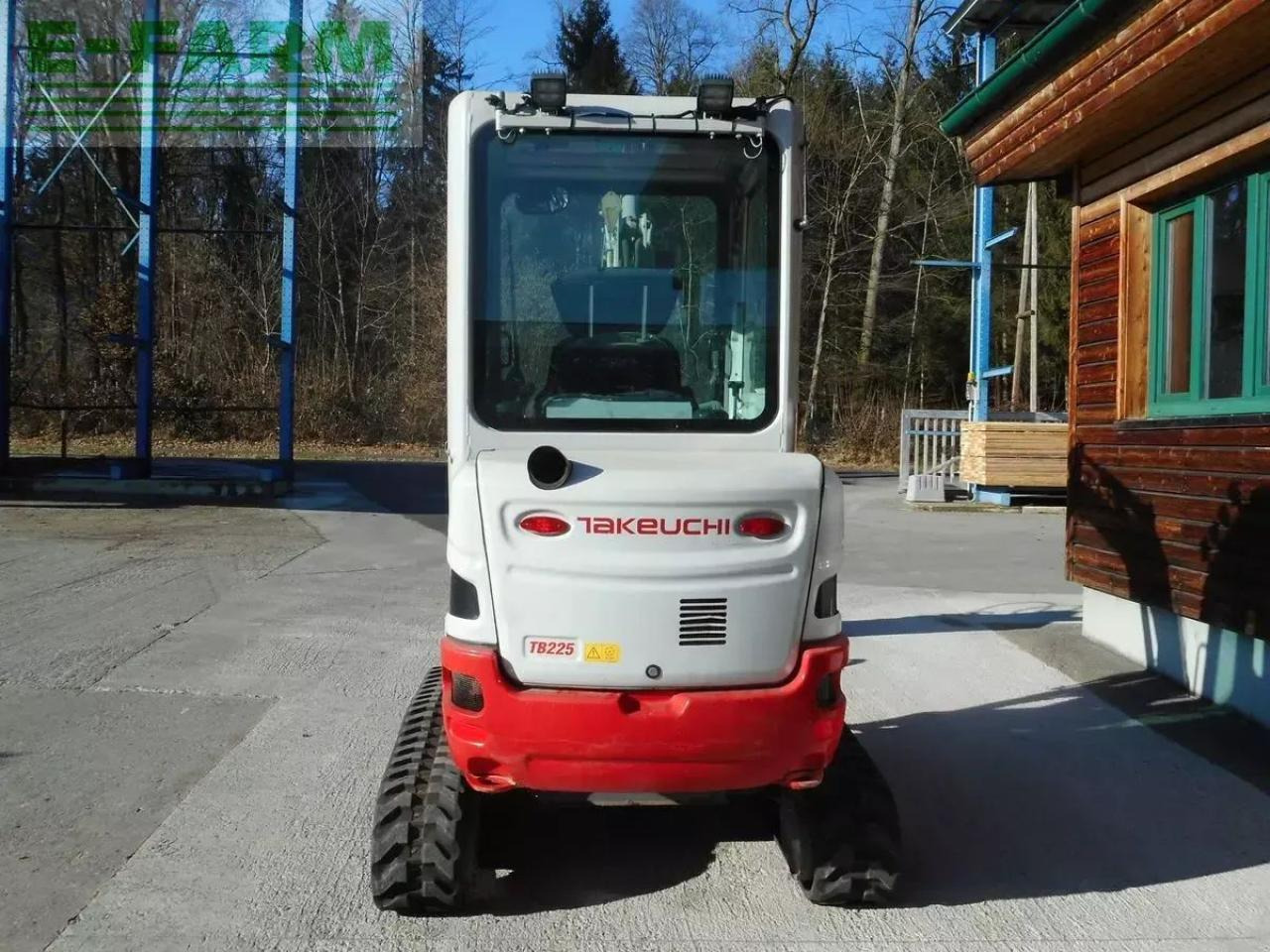 Takeuchi tb 225 ( 2.400kg ) mit hydr. verstellfahrwerk - Mini pelle: photos 3 Takeuchi tb 225 ( 2.400kg ) mit hydr. verstellfahrwerk - Mini pelle: photos 3