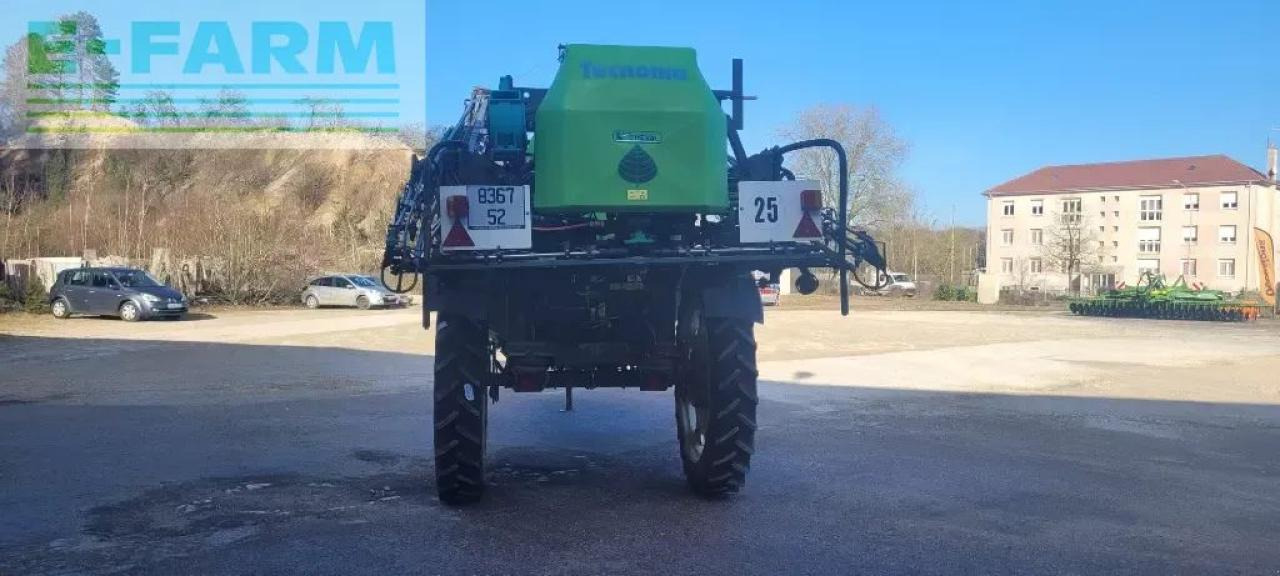 Tecnoma tecnis 3100 - Pulvérisateur traîné: photos 5 Tecnoma tecnis 3100 - Pulvérisateur traîné: photos 5