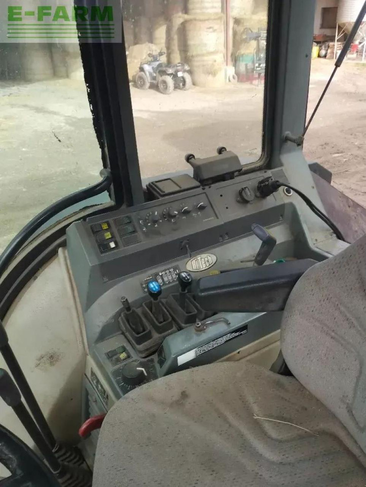 Valtra 8050 hitech HiTech - Tracteur agricole: photos 3 Valtra 8050 hitech HiTech - Tracteur agricole: photos 3