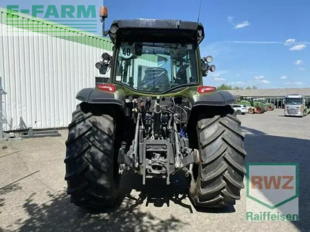 Valtra g135 v schlepper - Mini pelle: photos 3 Valtra g135 v schlepper - Mini pelle: photos 3