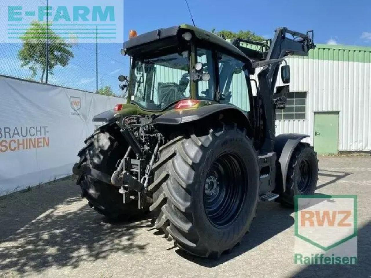 Valtra g135 v schlepper - Mini pelle: photos 2 Valtra g135 v schlepper - Mini pelle: photos 2
