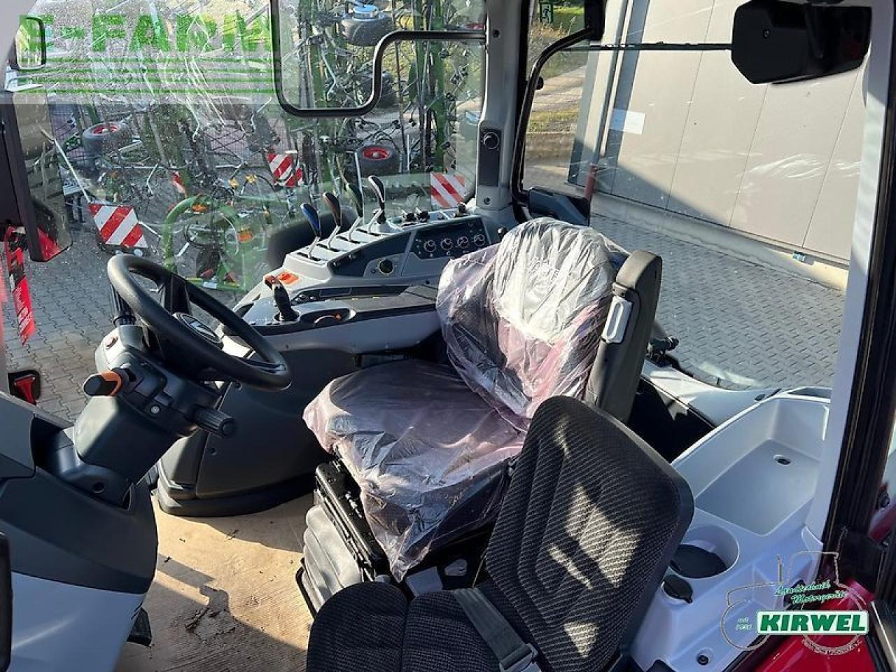 Tracteur agricole Valtra n 155 active Active: photos 9