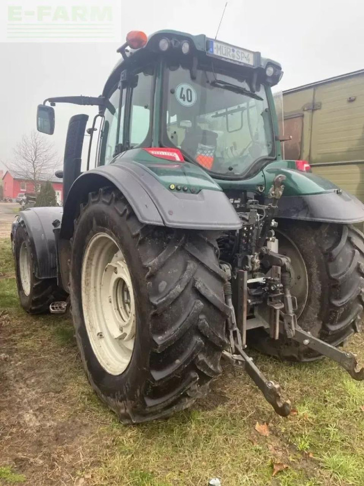Valtra t 174 e - Tracteur agricole: photos 5 Valtra t 174 e - Tracteur agricole: photos 5