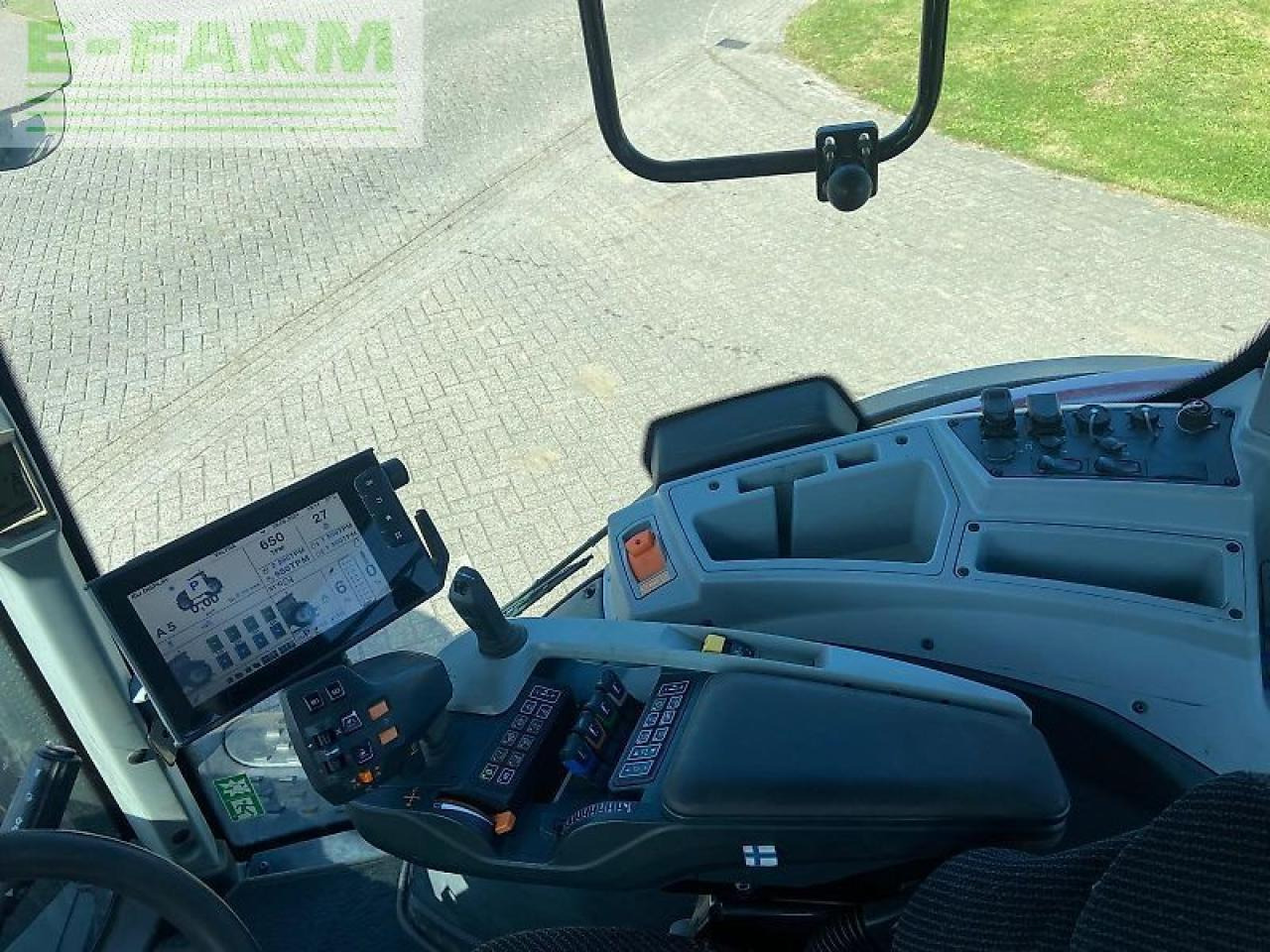 Valtra t 254 - Tracteur agricole: photos 2 Valtra t 254 - Tracteur agricole: photos 2