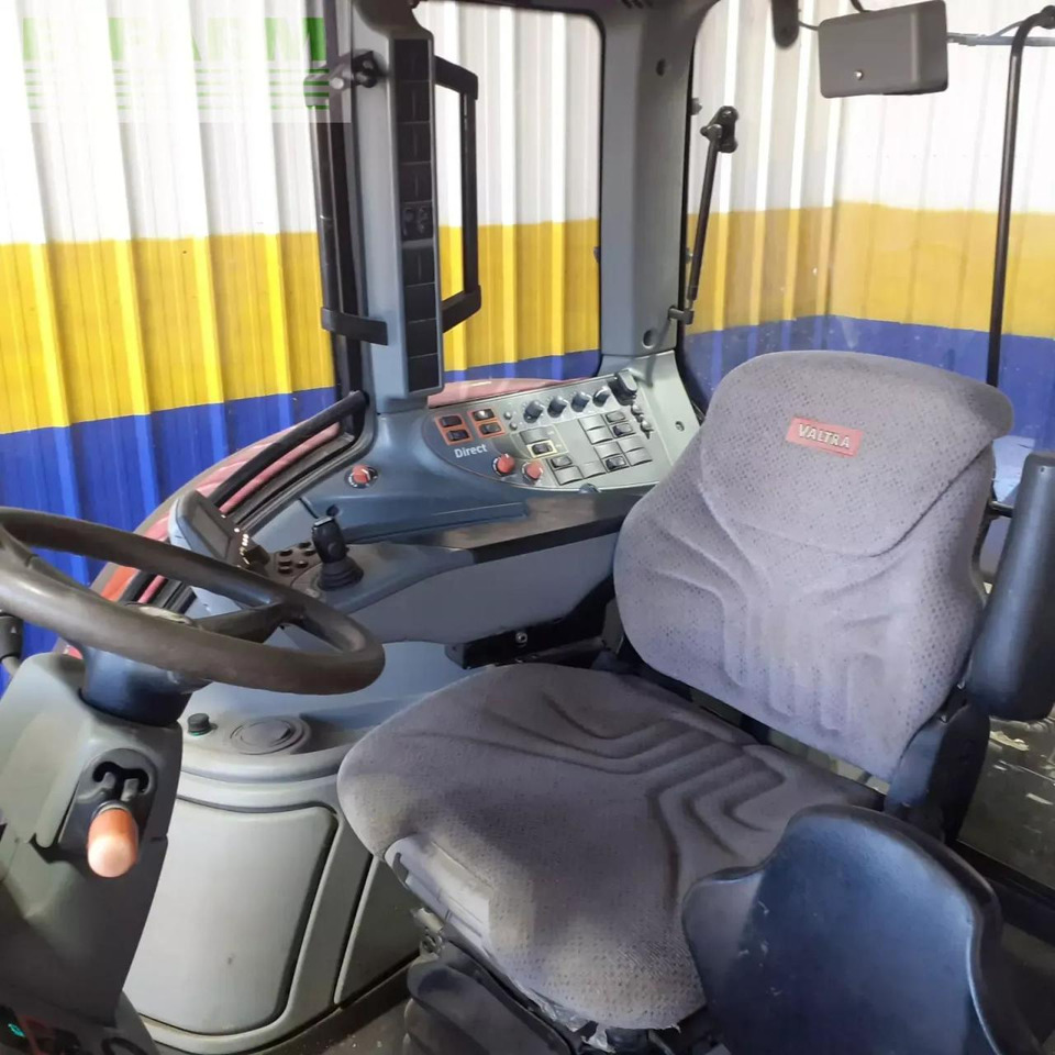 Tracteur agricole Valtra t163: photos 7