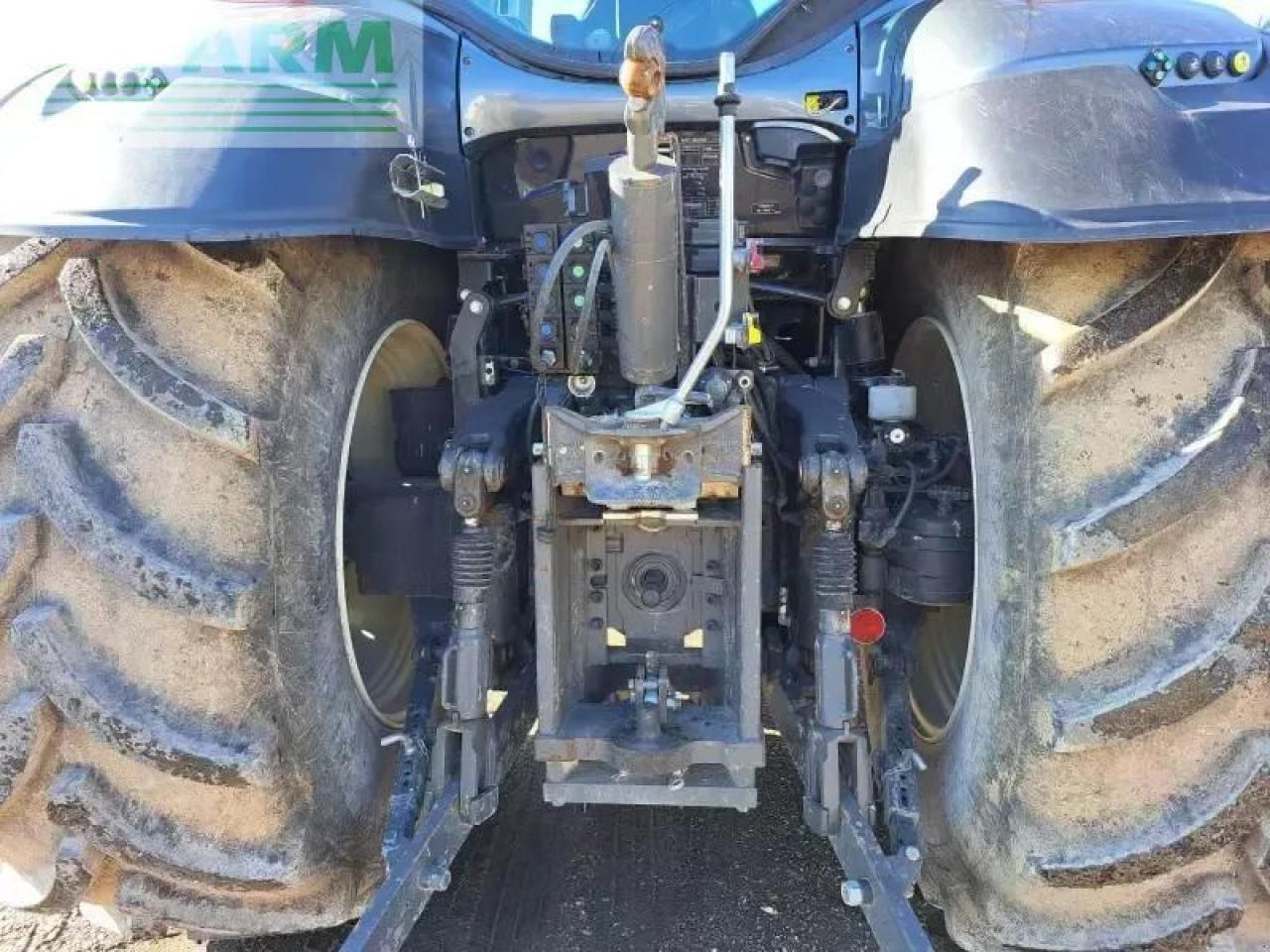 Valtra t214 - Tracteur agricole: photos 5 Valtra t214 - Tracteur agricole: photos 5
