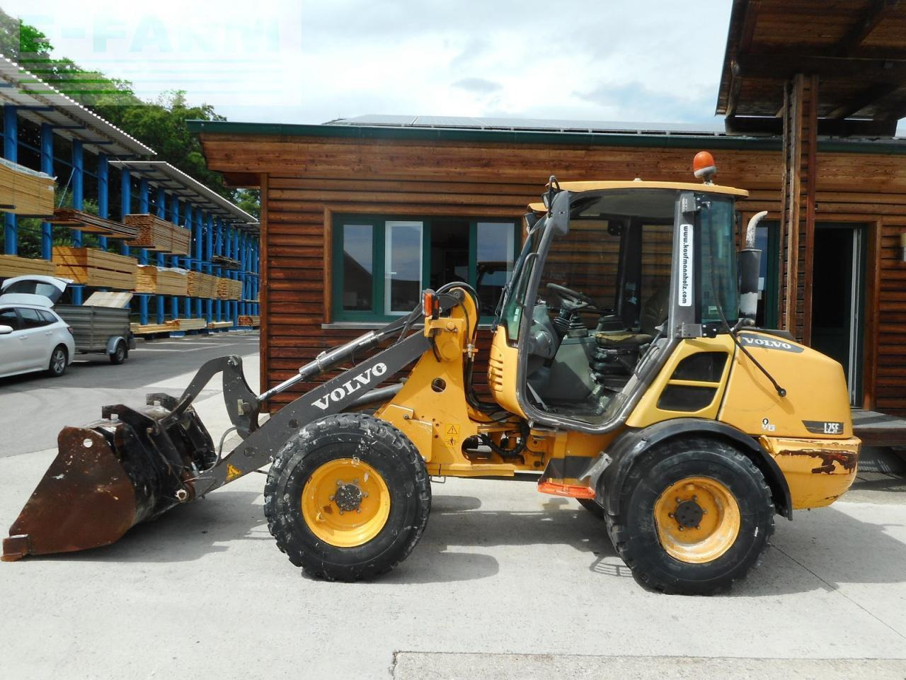 Volvo l25f ( 5.500kg ) hydr. schnellwechsler + 3 kreis - Mini pelle: photos 1 Volvo l25f ( 5.500kg ) hydr. schnellwechsler + 3 kreis - Mini pelle: photos 1