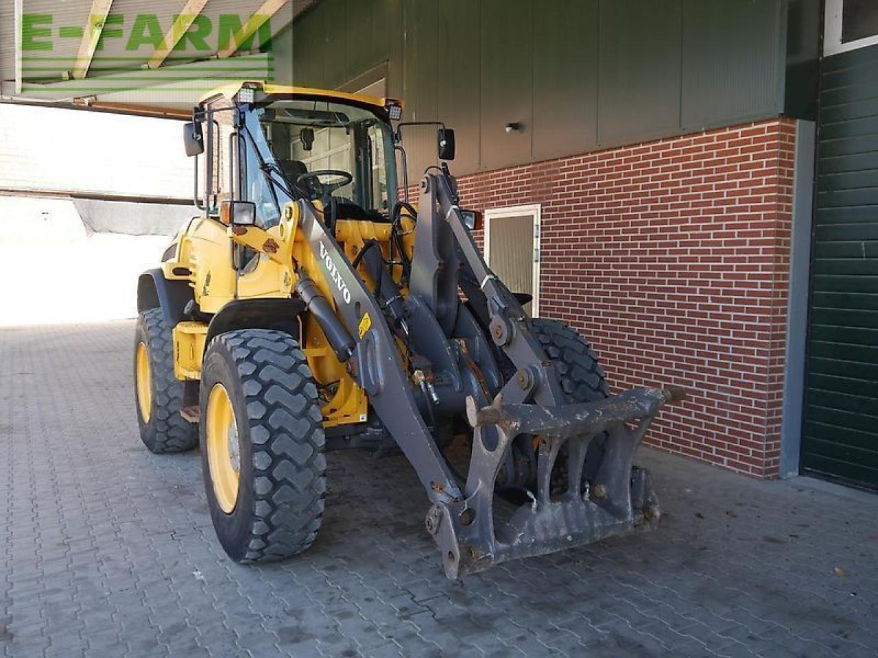 Volvo l45f - Mini pelle: photos 2 Volvo l45f - Mini pelle: photos 2