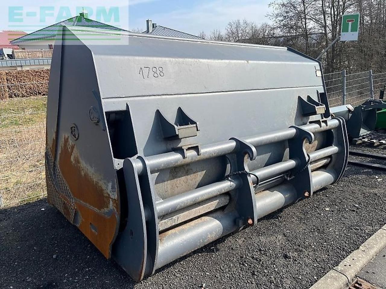 Volvo volvo l 110 - 120 - Mini pelle: photos 1 Volvo volvo l 110 - 120 - Mini pelle: photos 1