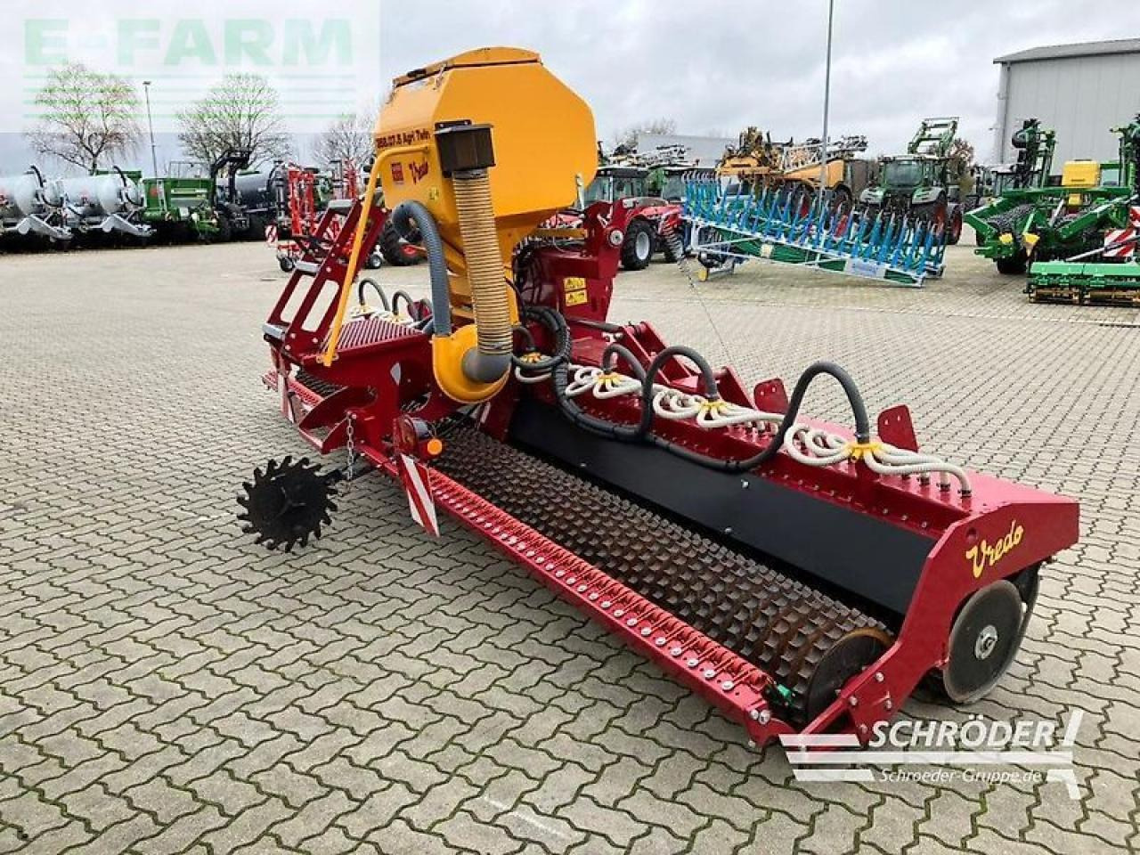 Vredo durchsämaschine dz 358.07.5 - Semoir: photos 3 Vredo durchsämaschine dz 358.07.5 - Semoir: photos 3