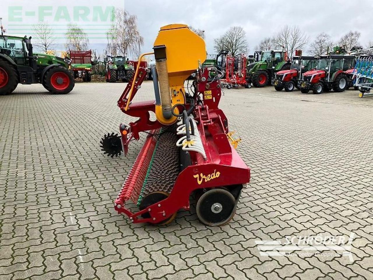 Vredo durchsämaschine dz 358.07.5 - Semoir: photos 5 Vredo durchsämaschine dz 358.07.5 - Semoir: photos 5