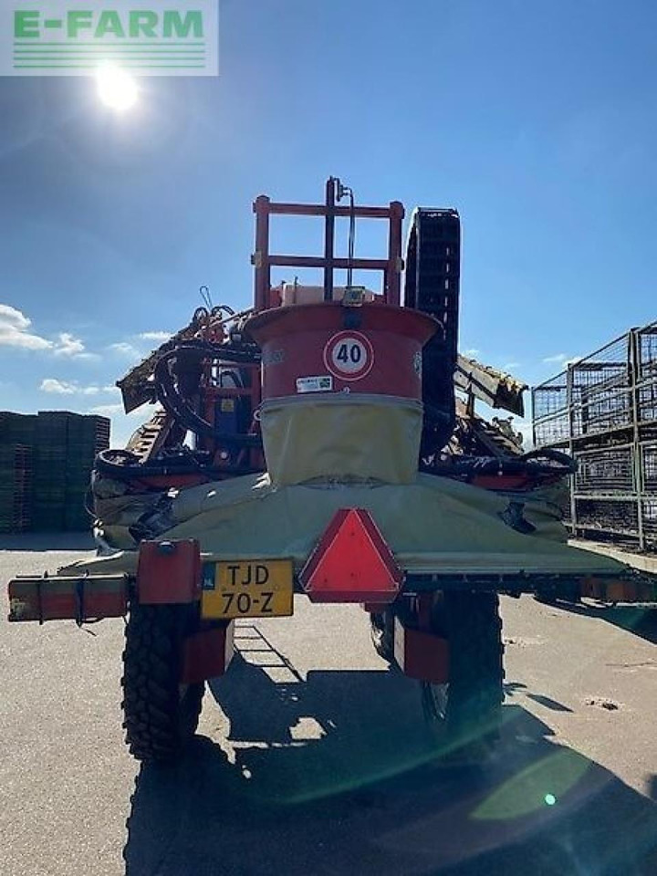 Grimac 1j 2500 - Pulvérisateur traîné: photos 3 Grimac 1j 2500 - Pulvérisateur traîné: photos 3