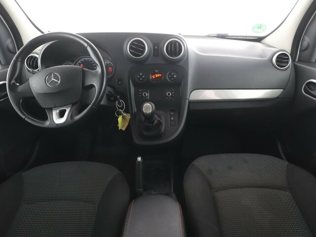 MERCEDES-BENZ Citan 111 Tourer,Klima,Sitzheizung,Tempomat,AHK... - Transport de personnes: photos 2 MERCEDES-BENZ Citan 111 Tourer,Klima,Sitzheizung,Tempomat,AHK... - Transport de personnes: photos 2