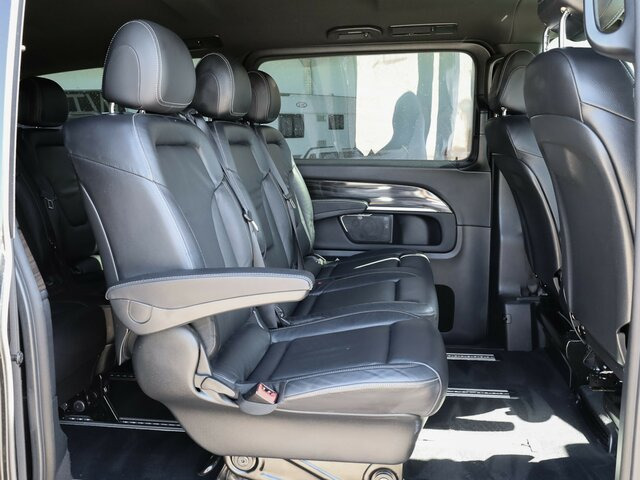 MERCEDES-BENZ EQV 300 Avantgarde,Extralang,8-Sitzer,Taxi Paket... - Transport de personnes, Utilitaire électrique: photos 4 MERCEDES-BENZ EQV 300 Avantgarde,Extralang,8-Sitzer,Taxi Paket... - Transport de personnes, Utilitaire électrique: photos 4