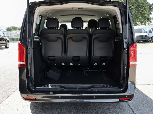 MERCEDES-BENZ EQV 300 Avantgarde,lang,7Sitze,2Schiebetüren - Transport de personnes, Utilitaire électrique: photos 2 MERCEDES-BENZ EQV 300 Avantgarde,lang,7Sitze,2Schiebetüren - Transport de personnes, Utilitaire électrique: photos 2