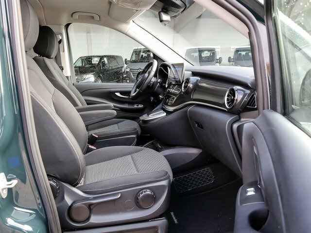 MERCEDES-BENZ EQV 300 lang,7Sitze,2xelektr.Schiebetür,EasyPack... - Transport de personnes, Utilitaire électrique: photos 4 MERCEDES-BENZ EQV 300 lang,7Sitze,2xelektr.Schiebetür,EasyPack... - Transport de personnes, Utilitaire électrique: photos 4