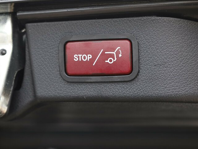 MERCEDES-BENZ EQV 300 lang,8Sitzer,2xSchiebetür,360°Kamera... - Minibus, Bus électrique: photos 3 MERCEDES-BENZ EQV 300 lang,8Sitzer,2xSchiebetür,360°Kamera... - Minibus, Bus électrique: photos 3