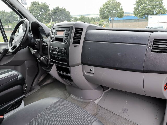 MERCEDES-BENZ Sprinter 316CDI DOKA,Allrad,Klima... - Utilitaire plateau, Utilitaire double cabine: photos 3 MERCEDES-BENZ Sprinter 316CDI DOKA,Allrad,Klima... - Utilitaire plateau, Utilitaire double cabine: photos 3