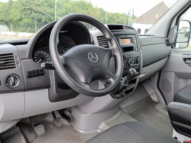 MERCEDES-BENZ Sprinter 316CDI DOKA,Allrad,Klima - Utilitaire rideaux coulissants (PLSC), Utilitaire double cabine: photos 4 MERCEDES-BENZ Sprinter 316CDI DOKA,Allrad,Klima - Utilitaire rideaux coulissants (PLSC), Utilitaire double cabine: photos 4