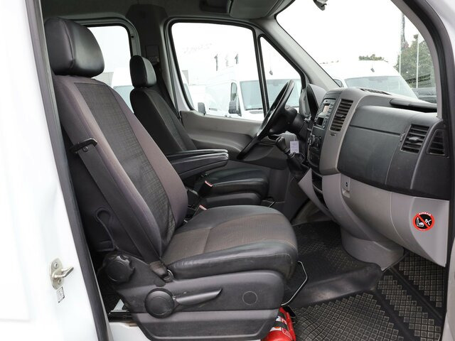 MERCEDES-BENZ Sprinter 316CDI DOKA,Allrad,Klima - Utilitaire rideaux coulissants (PLSC), Utilitaire double cabine: photos 2 MERCEDES-BENZ Sprinter 316CDI DOKA,Allrad,Klima - Utilitaire rideaux coulissants (PLSC), Utilitaire double cabine: photos 2