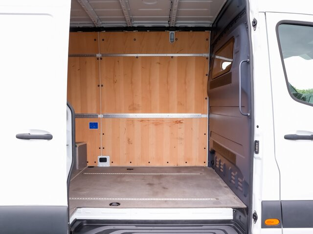 MERCEDES-BENZ Sprinter 317 CDI,3665mm,Automatik,Kamera - Fourgon utilitaire: photos 2 MERCEDES-BENZ Sprinter 317 CDI,3665mm,Automatik,Kamera - Fourgon utilitaire: photos 2