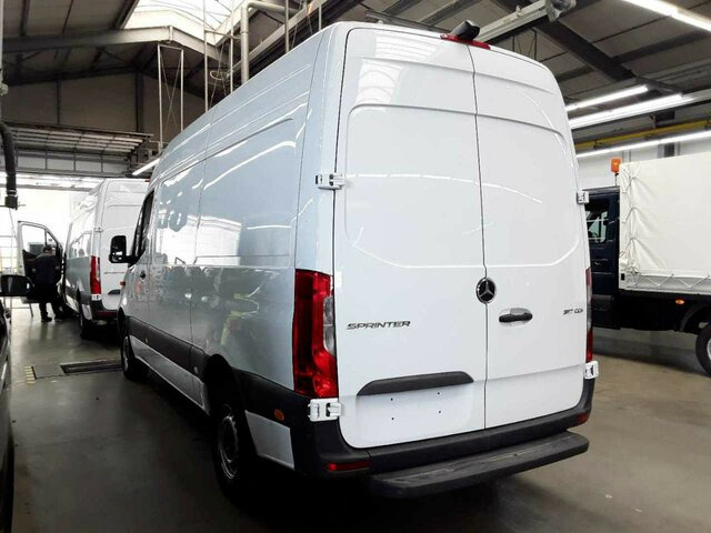 Fourgon utilitaire MERCEDES-BENZ Sprinter 317 CDI Kasten,L2H2,MBUX,Kamera: photos 14
