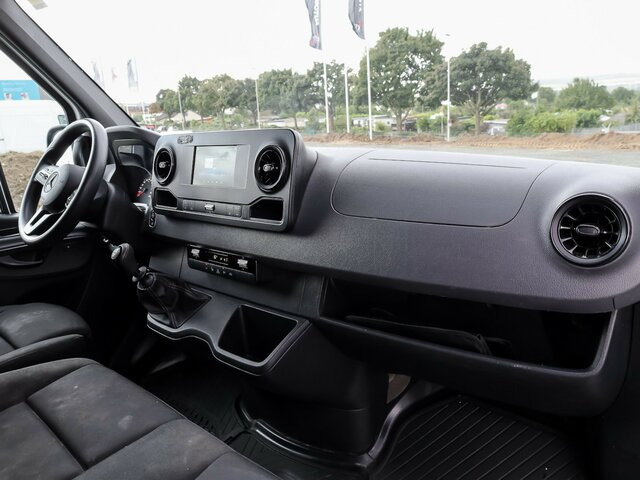 MERCEDES-BENZ Sprinter 317 CDI Kasten,L2H2,MBUX,Kamera - Fourgon utilitaire: photos 4 MERCEDES-BENZ Sprinter 317 CDI Kasten,L2H2,MBUX,Kamera - Fourgon utilitaire: photos 4