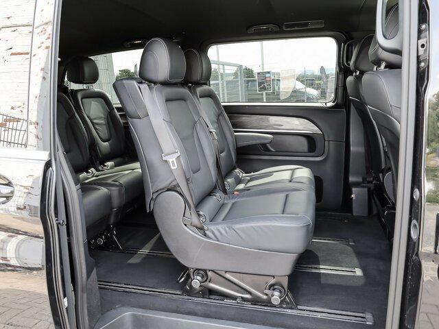 MERCEDES-BENZ V 300 Avantgarde Extralang,Allrad,2Schiebetüren - Minibus, Transport de personnes: photos 5 MERCEDES-BENZ V 300 Avantgarde Extralang,Allrad,2Schiebetüren - Minibus, Transport de personnes: photos 5